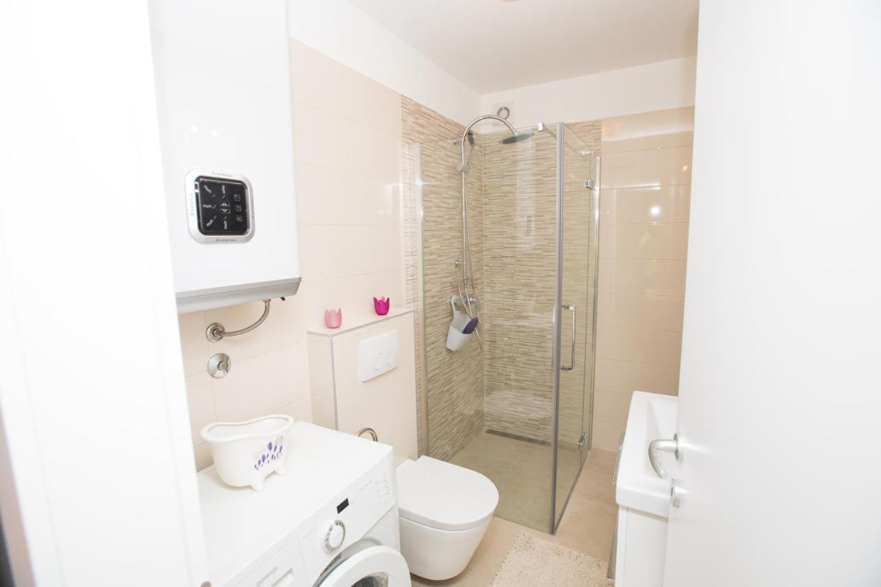 Apartman Roza Podstrana Esterno foto
