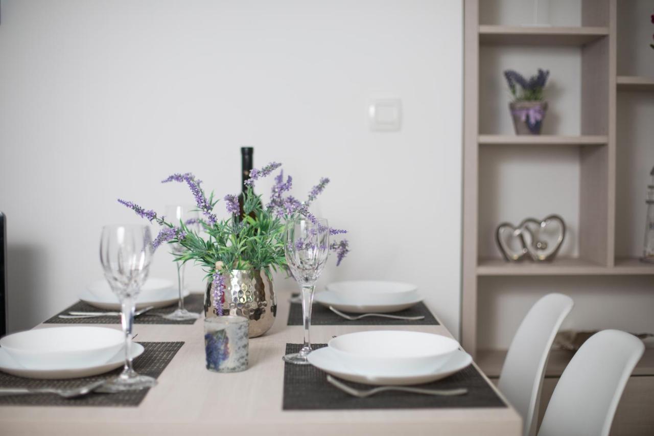 Apartman Roza Podstrana Esterno foto