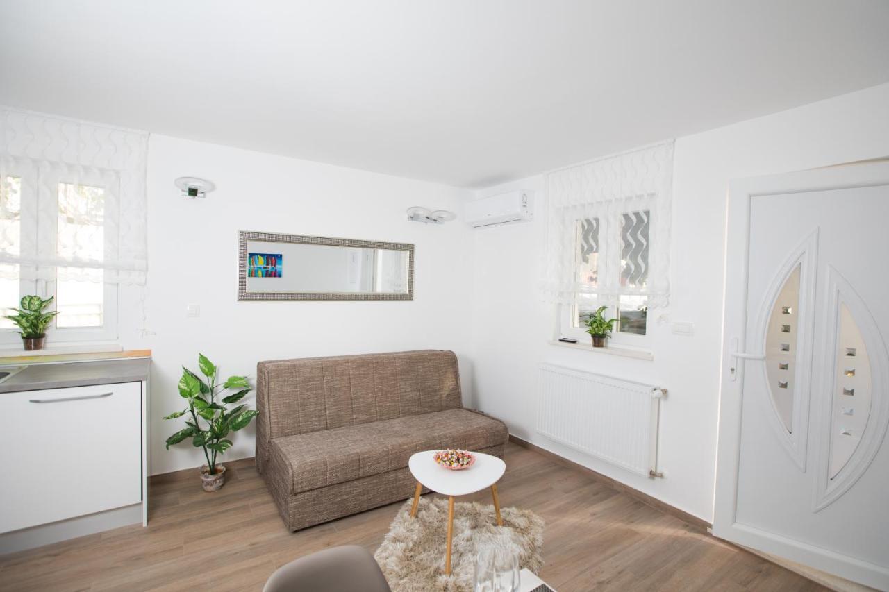Apartman Roza Podstrana Esterno foto
